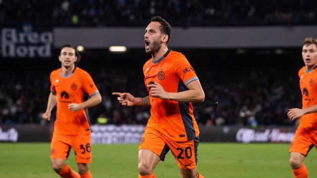 开云体育官网-【复盘】那不勒斯乱拳难发力 国米走上“皇马路线”