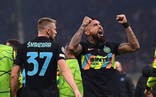 1634698910978037635.jpg 开云体育-梁熙明:小因别踩孔蒂覆辙 国米要做好出线数学题