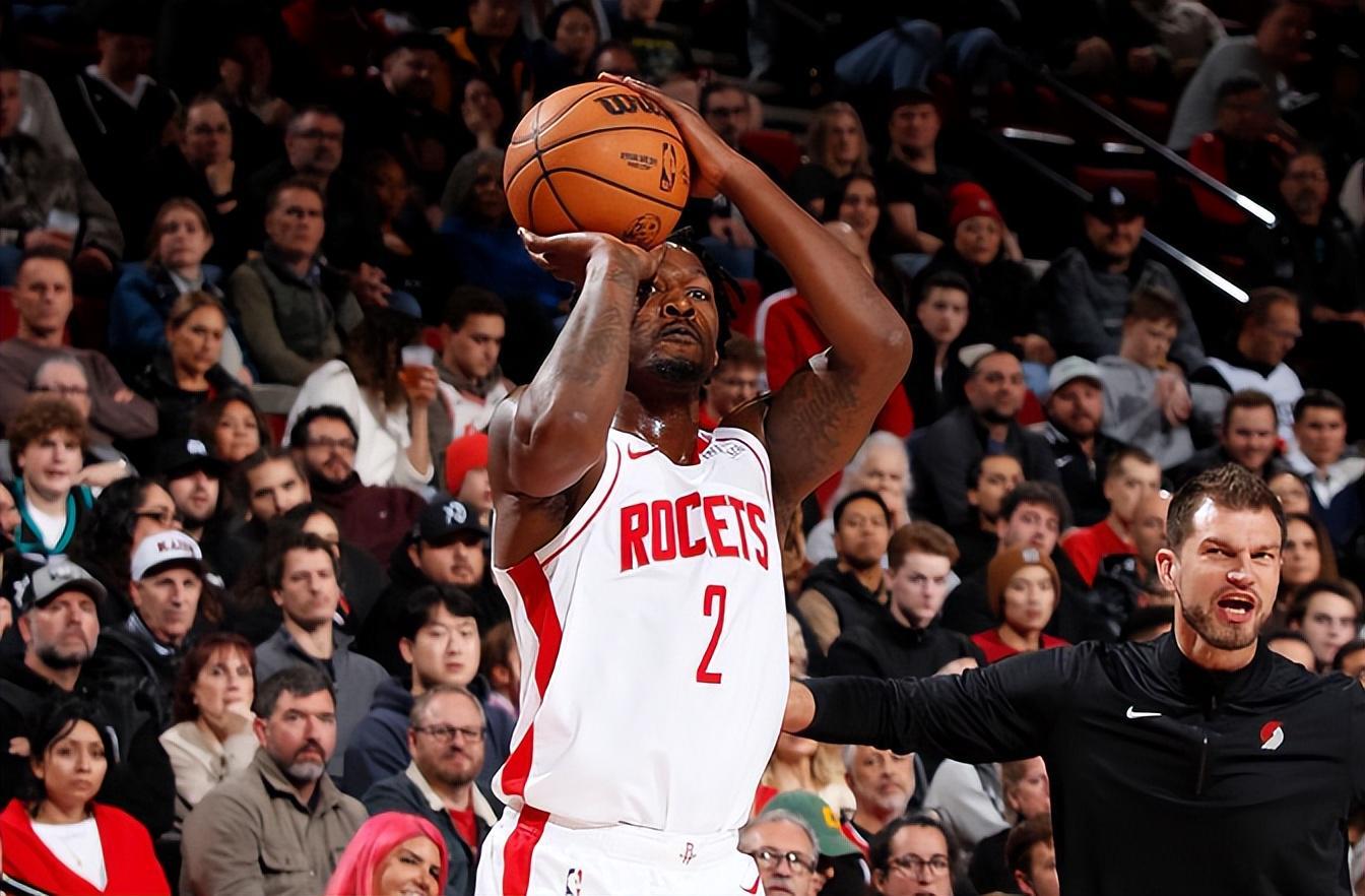 开云体育-每场只能打15分钟!火箭重金签下这位3D锋线的意义到底是什么?