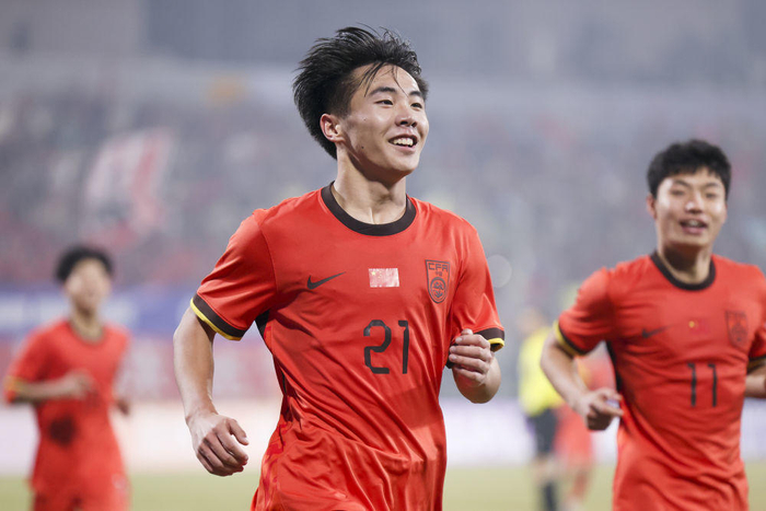 开云体育-体坛午爆｜山东男篮今战上海男篮，U17国足10日凌晨战日本队|巴尔韦德|cba季后赛|U17亚洲杯|篮球亚洲杯|国乒_新浪新闻